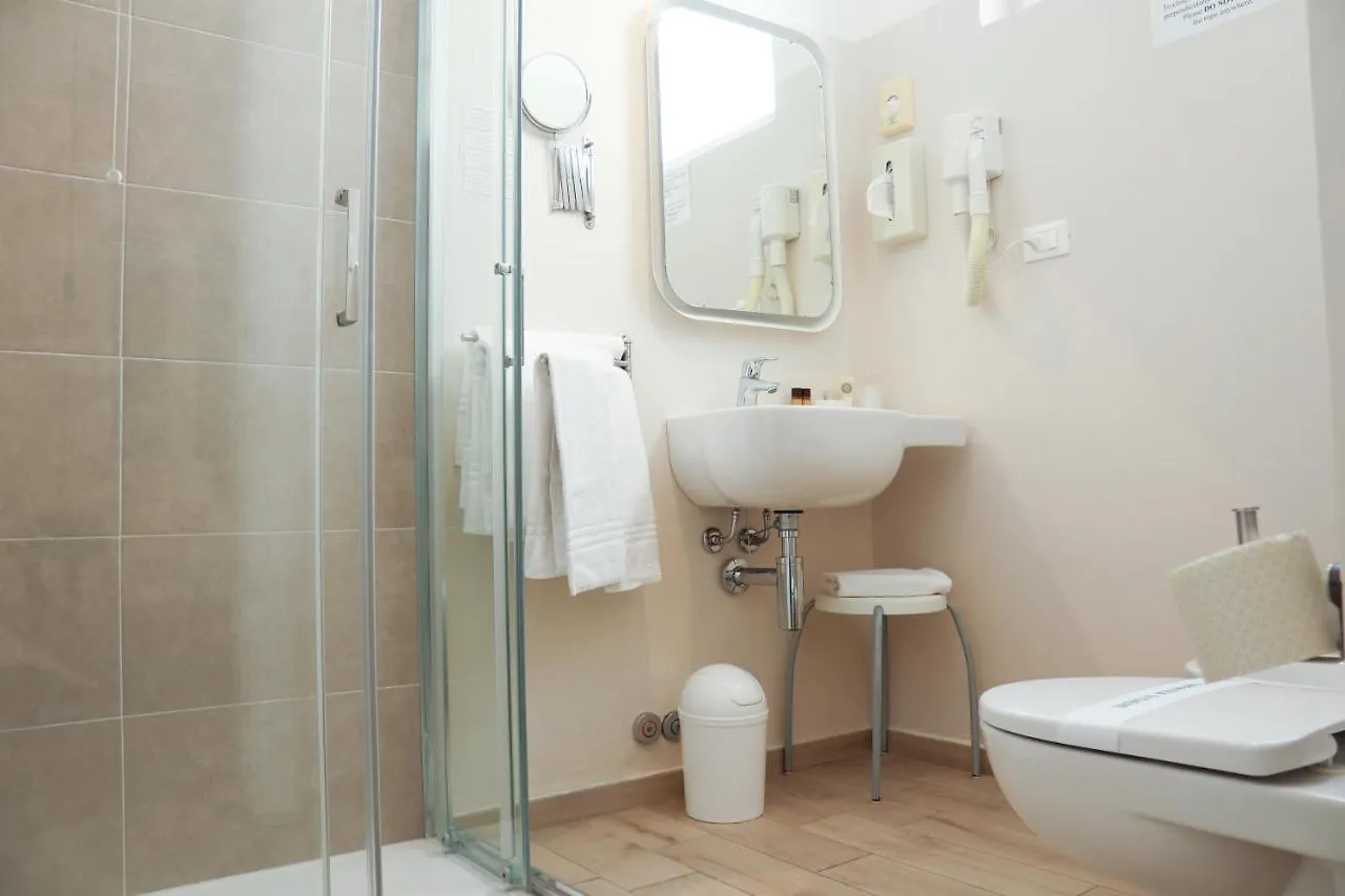 Hotel Premuda Spotorno Italien